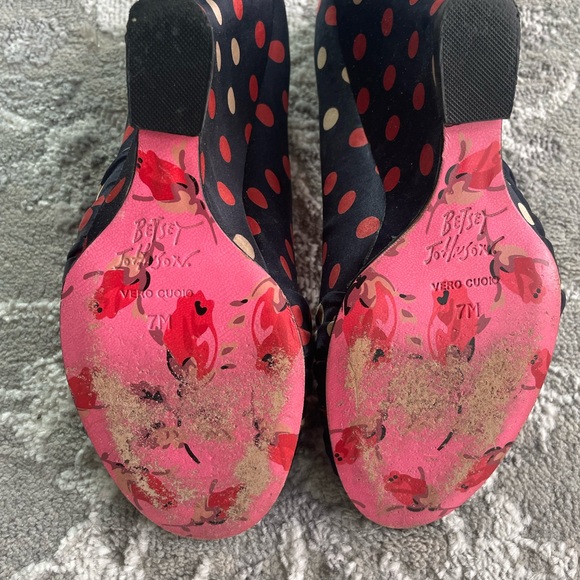 Betsy Johnson navy polka dot Wedge size 7 - Picture 4 of 4